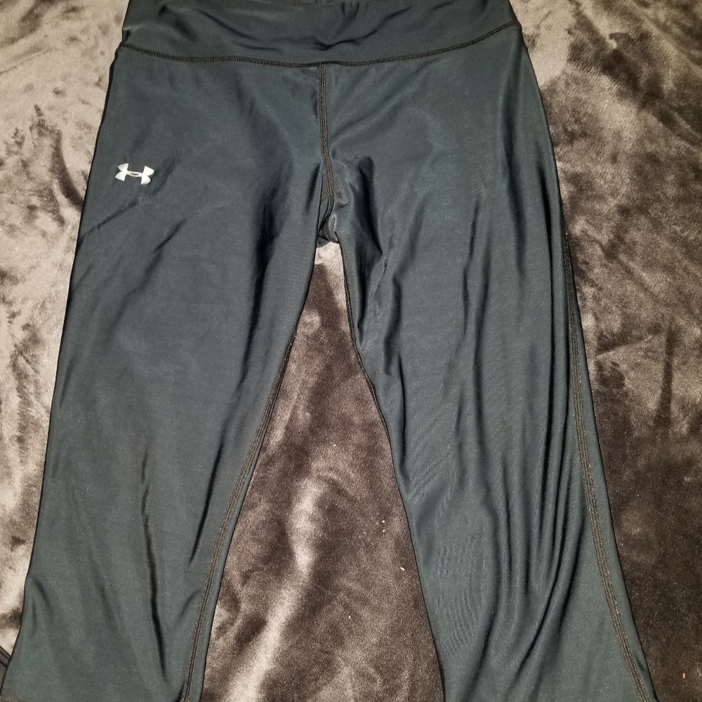Under armour Women's Capri's size M